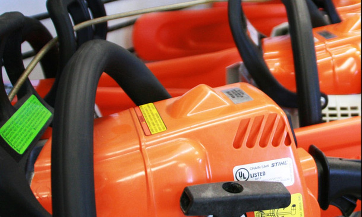 STIHL chainsaws and outdoor power equipment